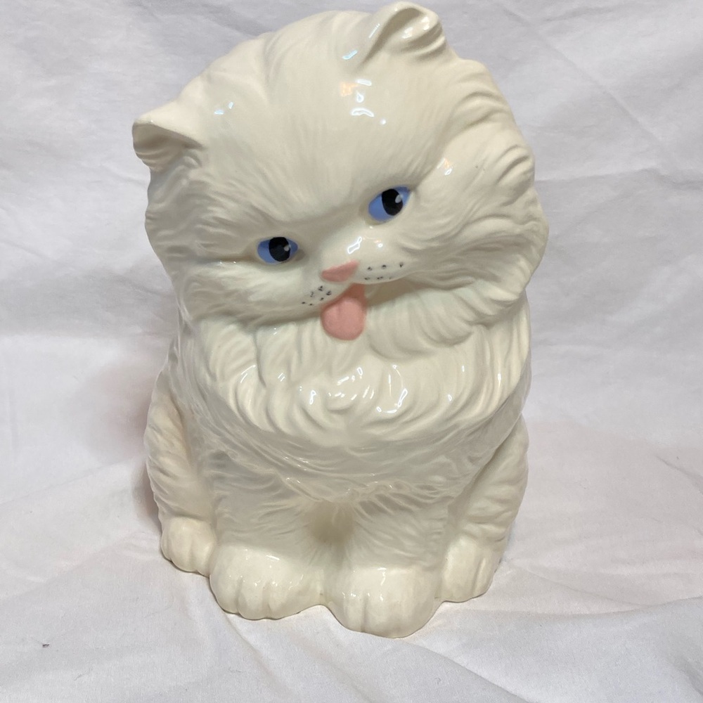 Vtg Ceramic White Persian Cat Blue Eyes Figure Tongue Out | 10” H x 6.4” W